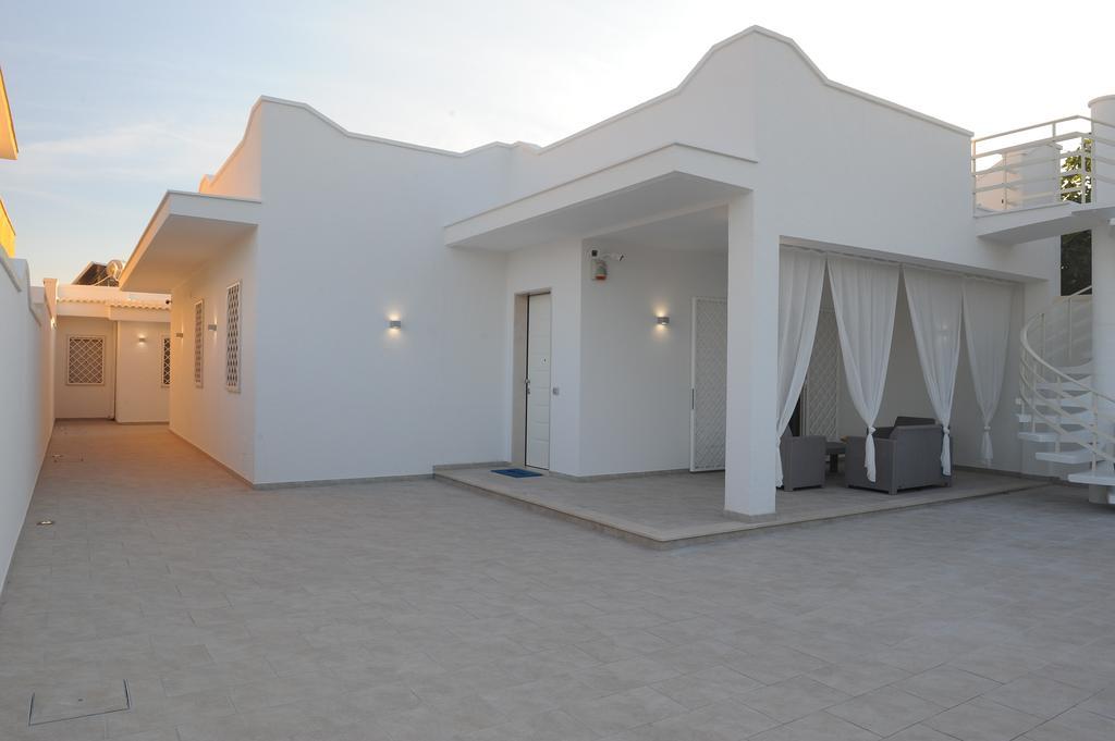 Filo Di Vento Hotel Porto Cesareo Exterior photo