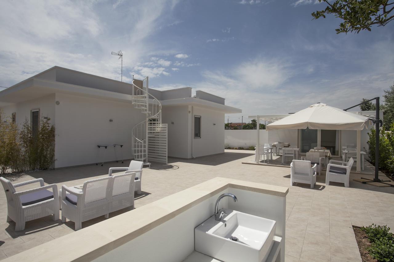 Filo Di Vento Hotel Porto Cesareo Exterior photo
