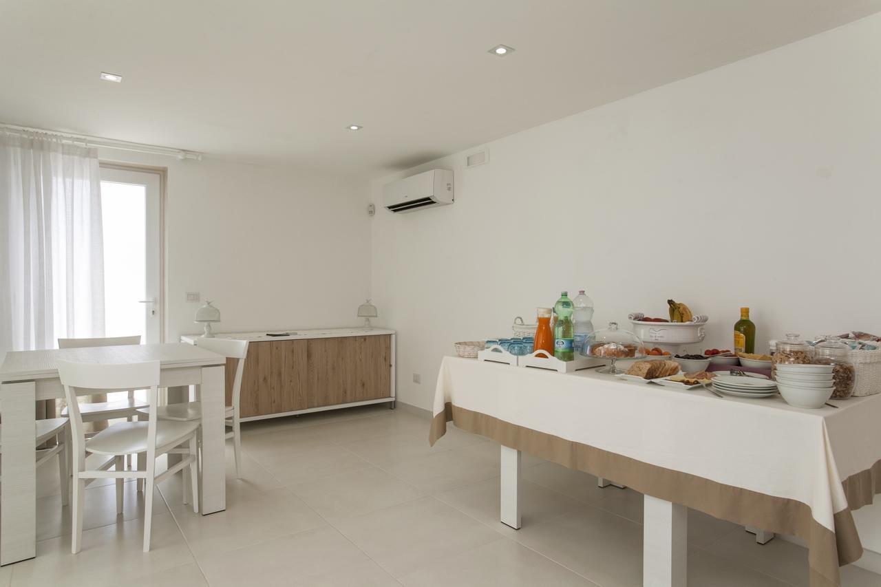 Filo Di Vento Hotel Porto Cesareo Exterior photo